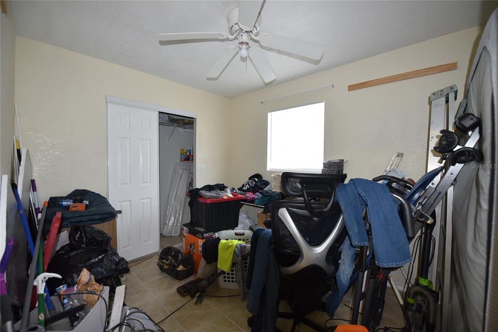 11542 Sumner Road Wimauma, FL 33598 - Photo 33 of 65 a view of a room with gym equipment