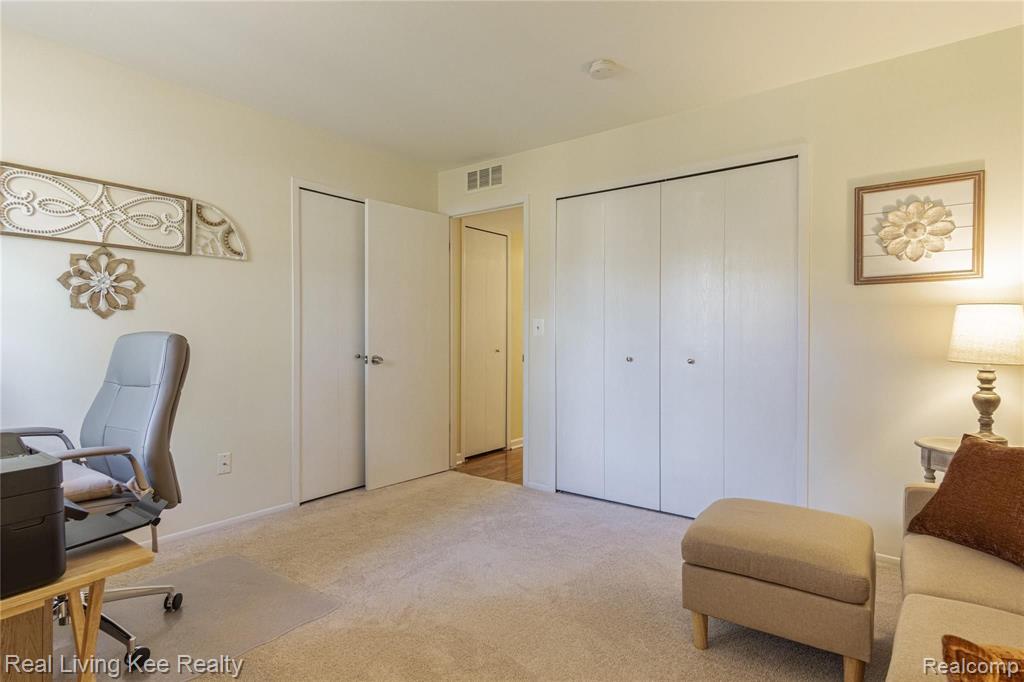 1853 Meadow Dale Court Rochester Hills, MI 48309 - Photo 30 of 43