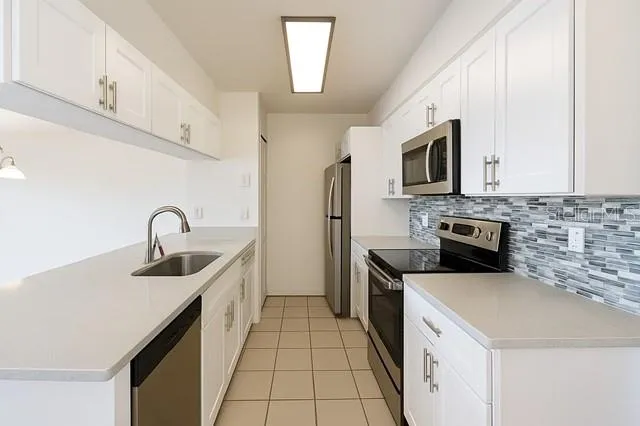 $189,900 | 2749 North Poinciana Boulevard, Unit 16, Kissimmee, FL 34746