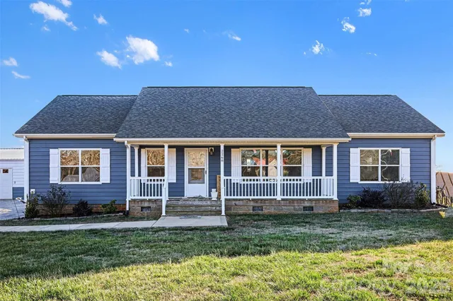 $475,000 | 2268 Westbrook Road, Edgemoor, SC 29712