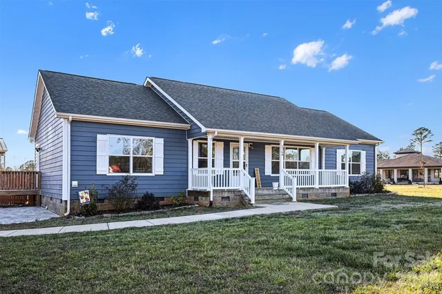 $475,000 | 2268 Westbrook Road, Edgemoor, SC 29712