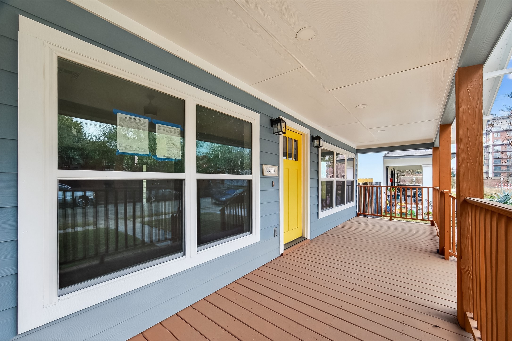 4413 Roseland Street Houston, TX 77006 - Photo 4 of 29