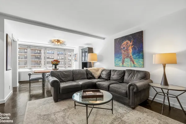 $1,095,000 | 315 West 70th Street, Unit 16L | Upper West Side
