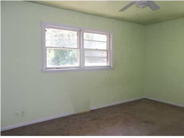 6924 Little Schaefer Road Evansville, IN 47720 - Photo 3 of 12 Gallery Image 3