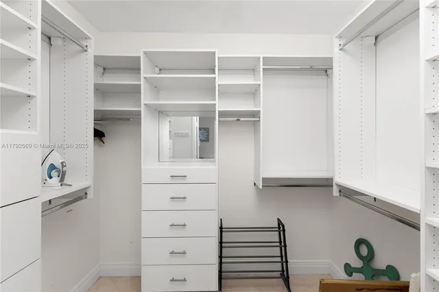 $1,825,000 | 8855 Collins Avenue, Unit 8J, Surfside, FL 33154