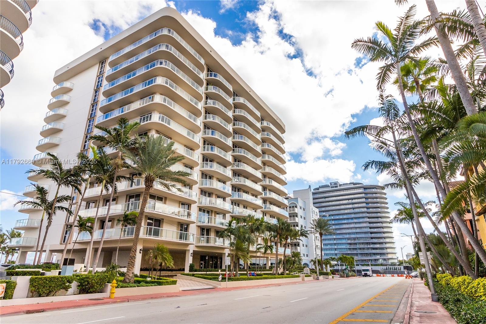 8855 Collins Avenue, Unit 8J Surfside, FL 33154 - Photo 49 of 52