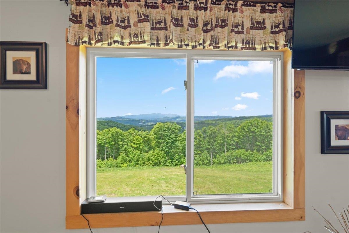 1882 Woodchuck Hollow Road Washington, VT 05675 - Photo 11 of 58