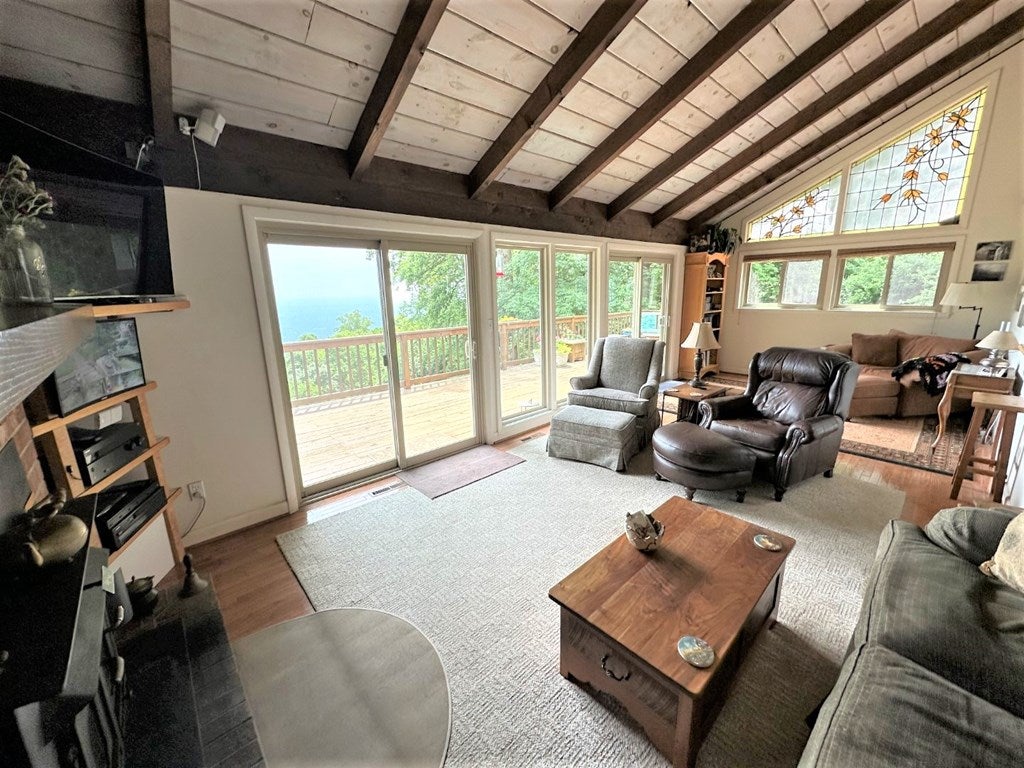 972 Rhododendron Road Hillsville, VA 24343 - Photo 13 of 75 Gallery Image 13