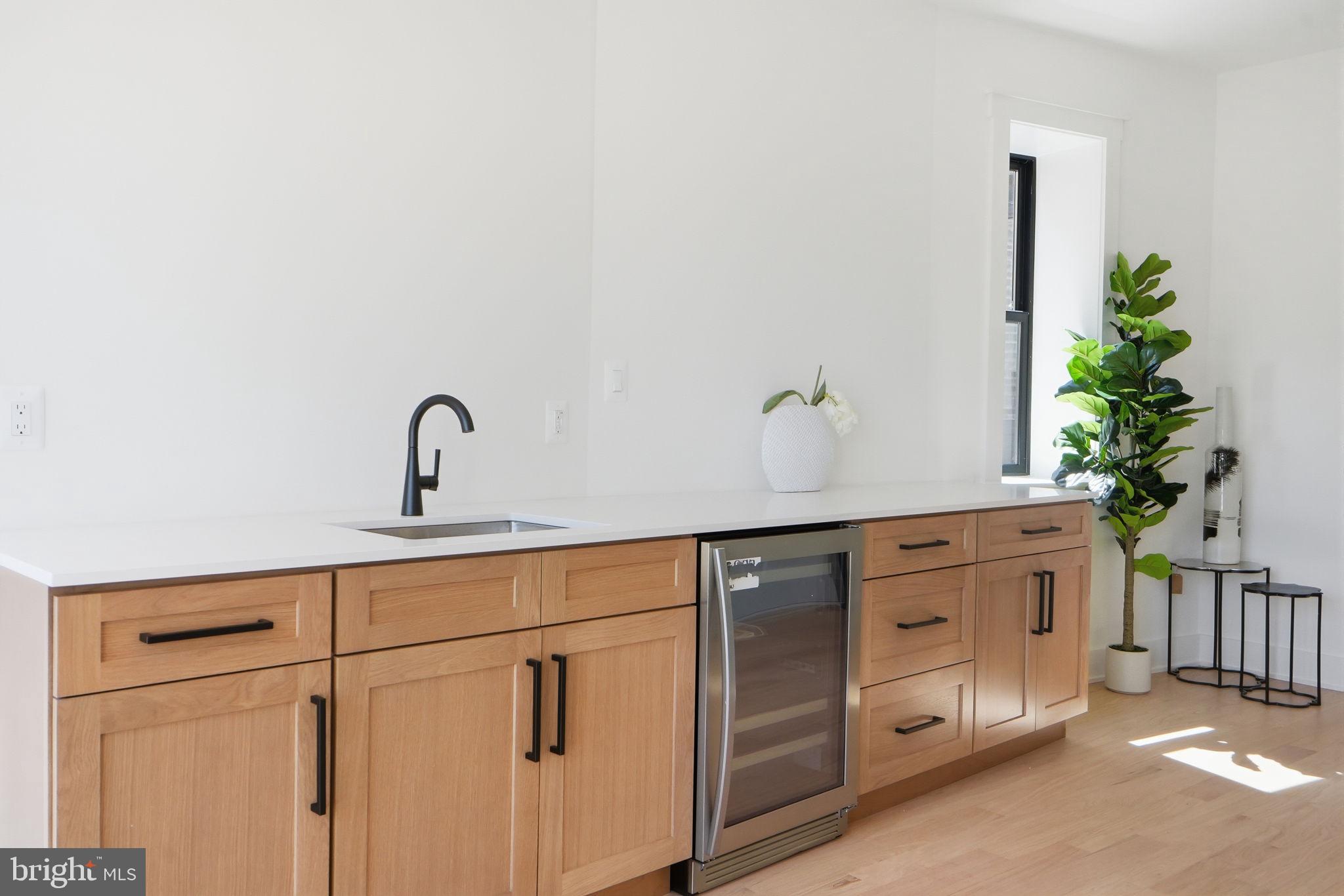 1933 Calvert Street Northwest Washington, DC 20009 - Photo 47 of 72