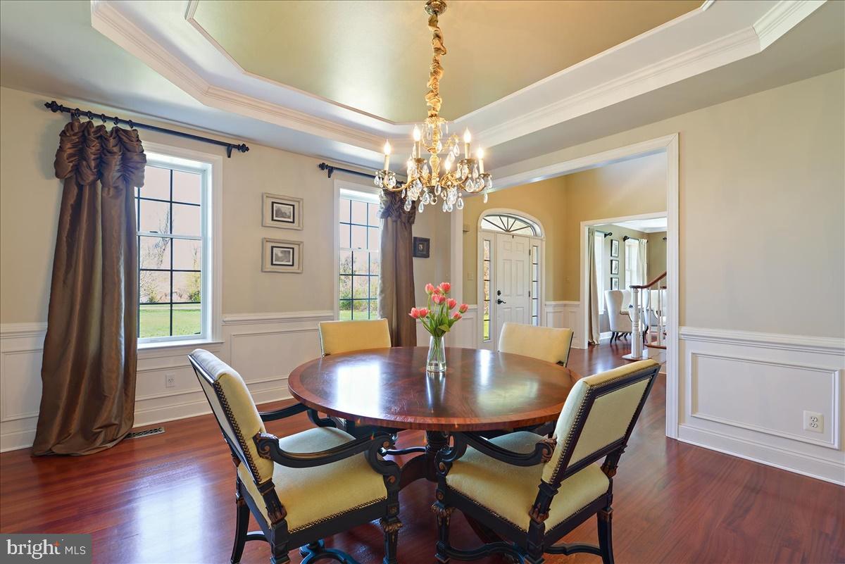 3 Springlea Lane Chester Springs, PA 19425 - Photo 20 of 55 Formal Dining with Tray Ceiling & Elegant Millwork