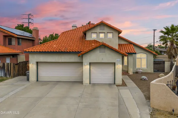 $575,000 | 42718 Minstrel Drive, Quartz Hill, CA 93536