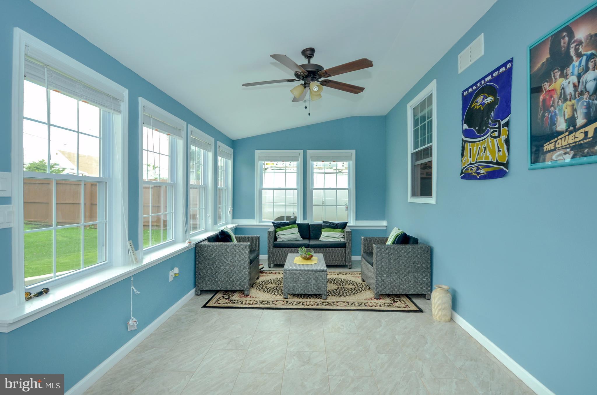 1509 Leslie Road Baltimore, MD 21222 - Photo 4 of 26 4 Season Room