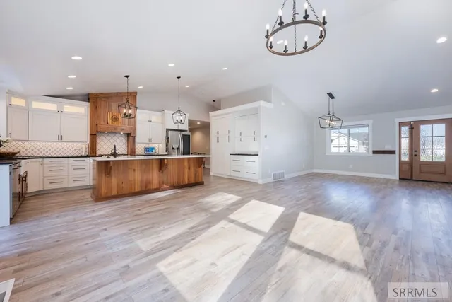 $650,000 | 1261 Trappers Ridge, Ammon, ID 83401