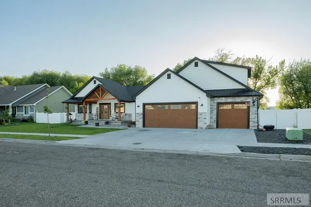 $650,000 | 1261 Trappers Ridge, Ammon, ID 83401