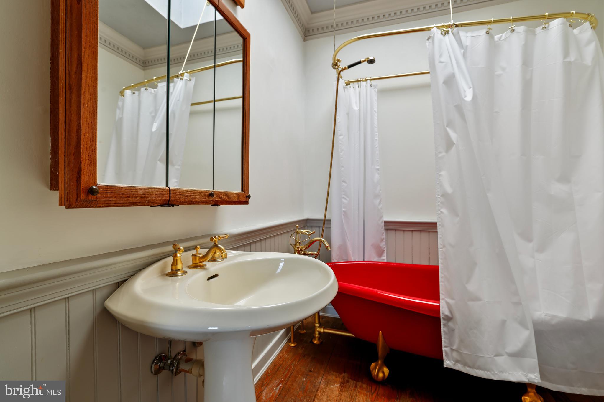 517 6th Street Southeast, Unit 2 Washington, DC 20003 - Photo 24 of 25