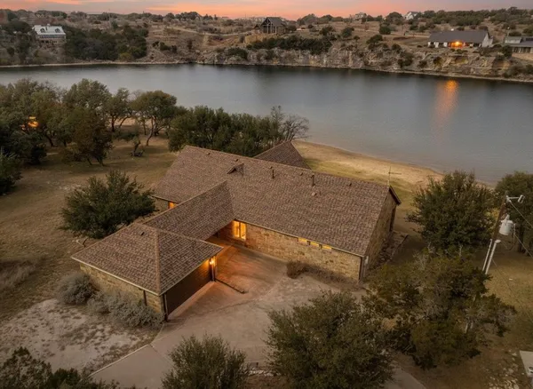$1,950,000 | 7033 West Hells Gate Drive, Strawn, TX 76475