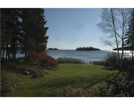 160 States Point Road Tenants Harbor, ME 04860 - Photo 1 of 18 Exterior Front.