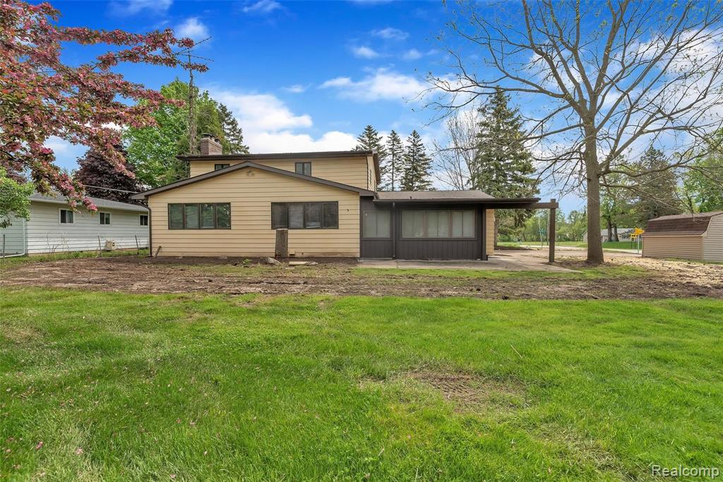 3015 North McKinley Road Flushing, MI 48433 - Photo 6 of 47