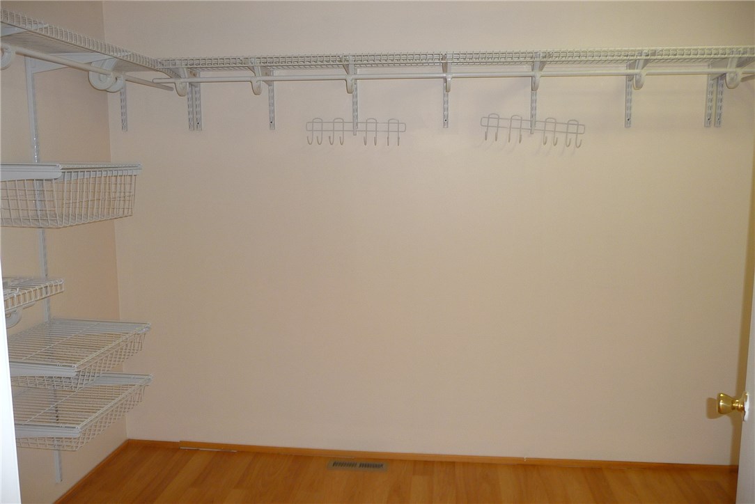 37 Overhill Road Warren, RI 02885 - Photo 16 of 23