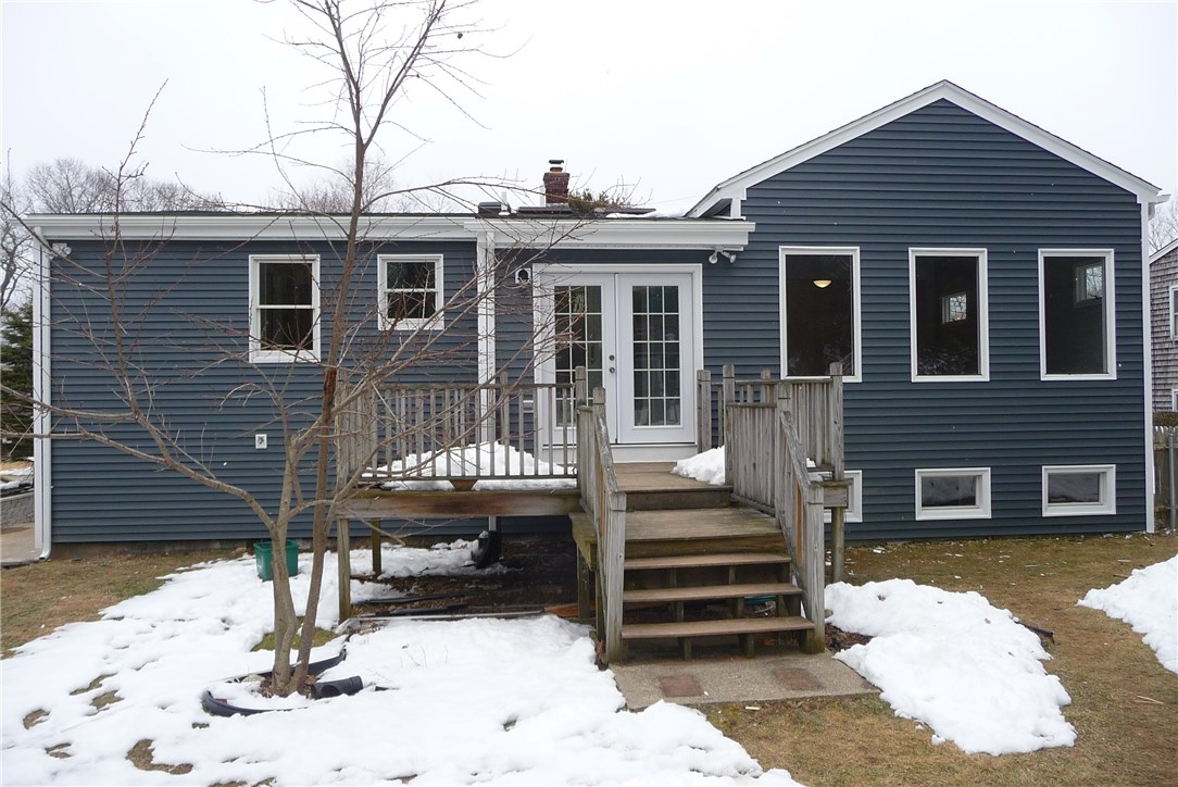 37 Overhill Road Warren, RI 02885 - Photo 18 of 23