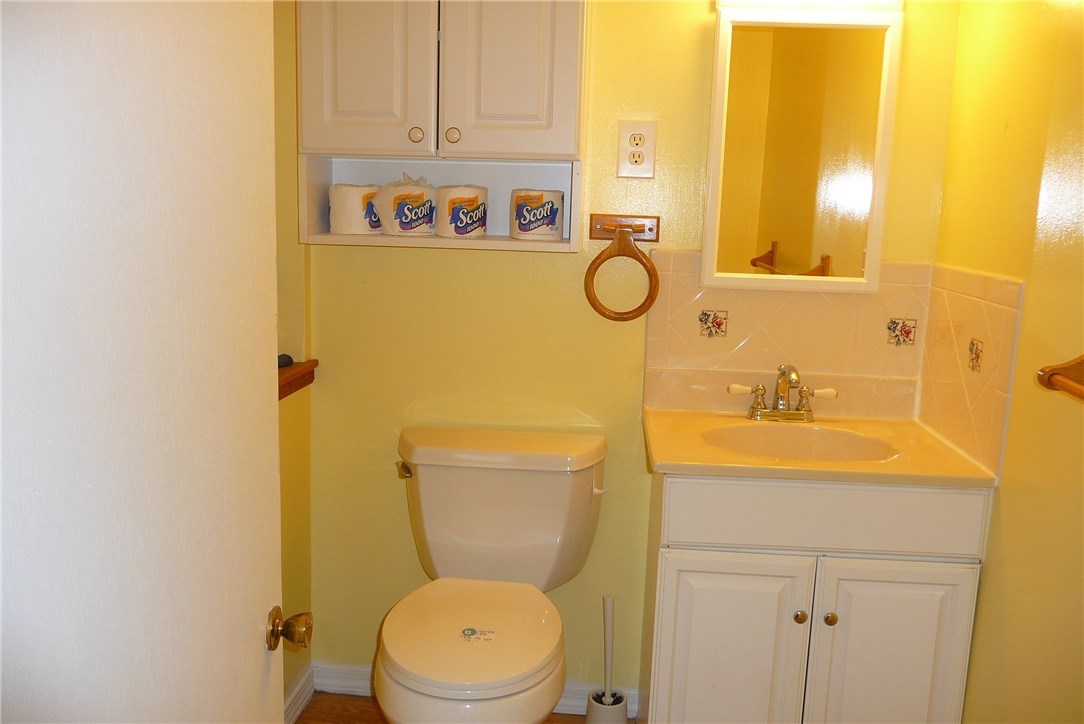 37 Overhill Road Warren, RI 02885 - Photo 23 of 23