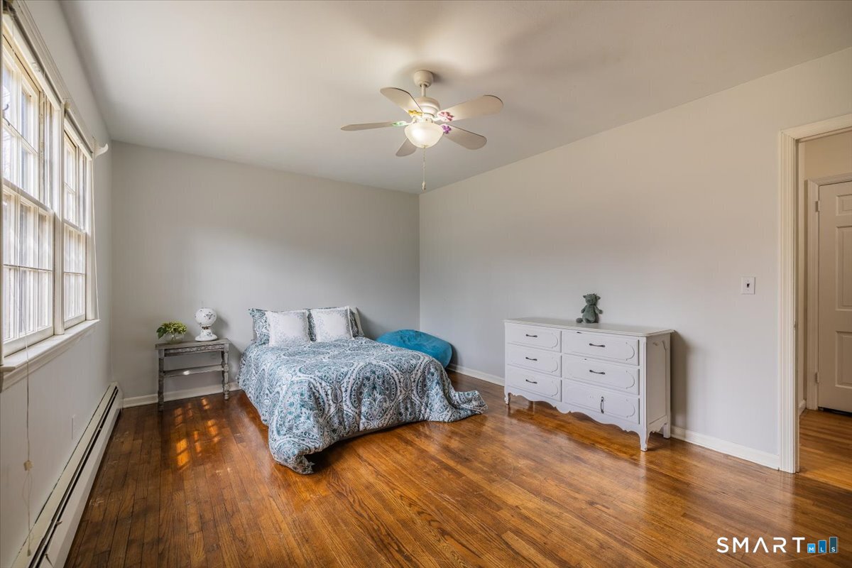 5 Mt Pleasant Road Newtown, CT 06470 - Photo 25 of 40