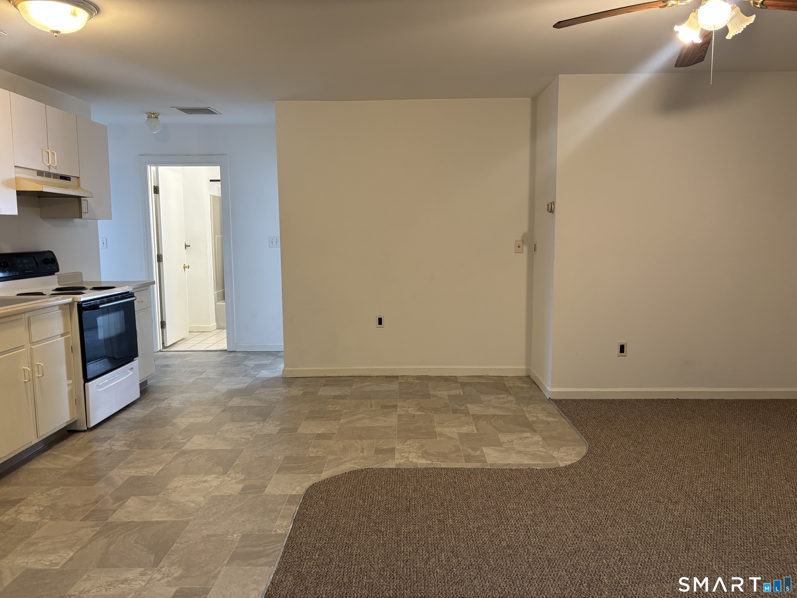 10 Collins Street, Unit 10D Hamden, CT 06514 - Photo 4 of 13