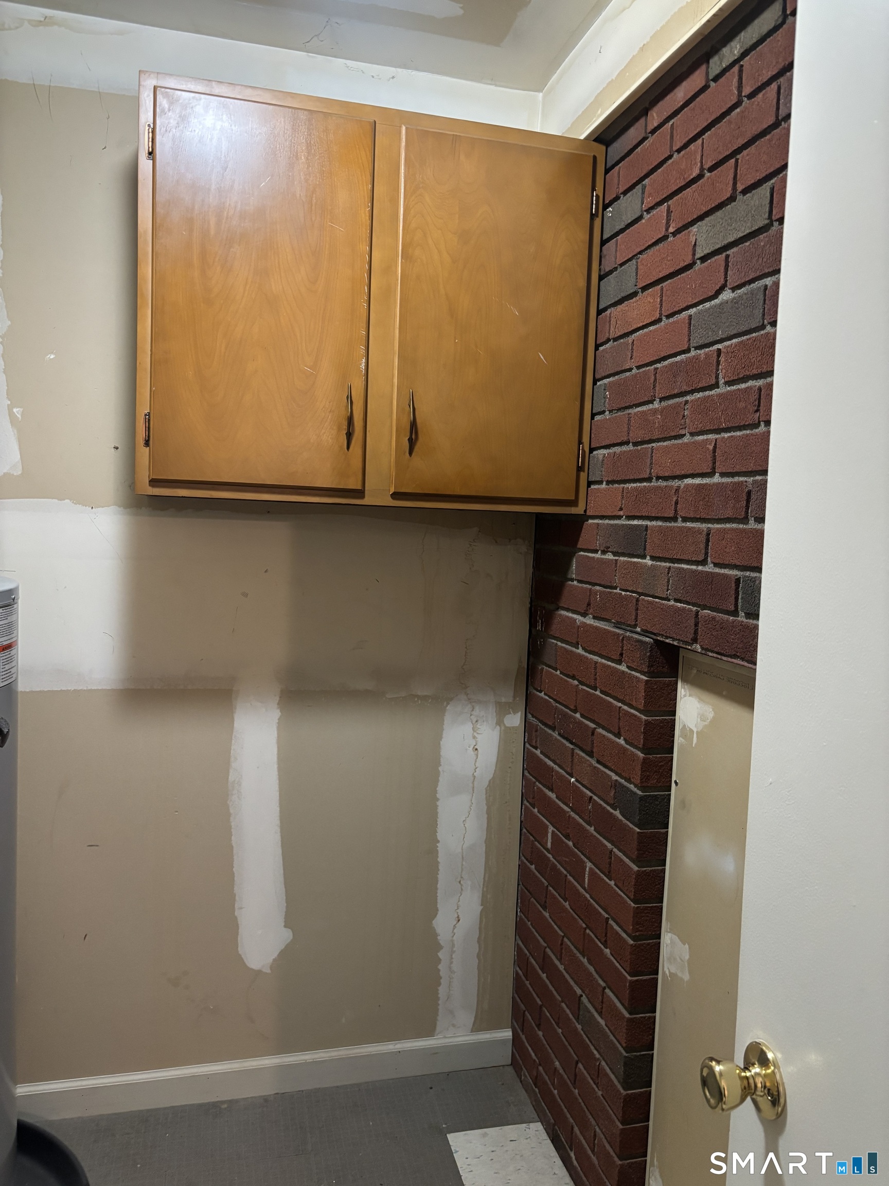 10 Collins Street, Unit 10D Hamden, CT 06514 - Photo 10 of 13 In unit storage area