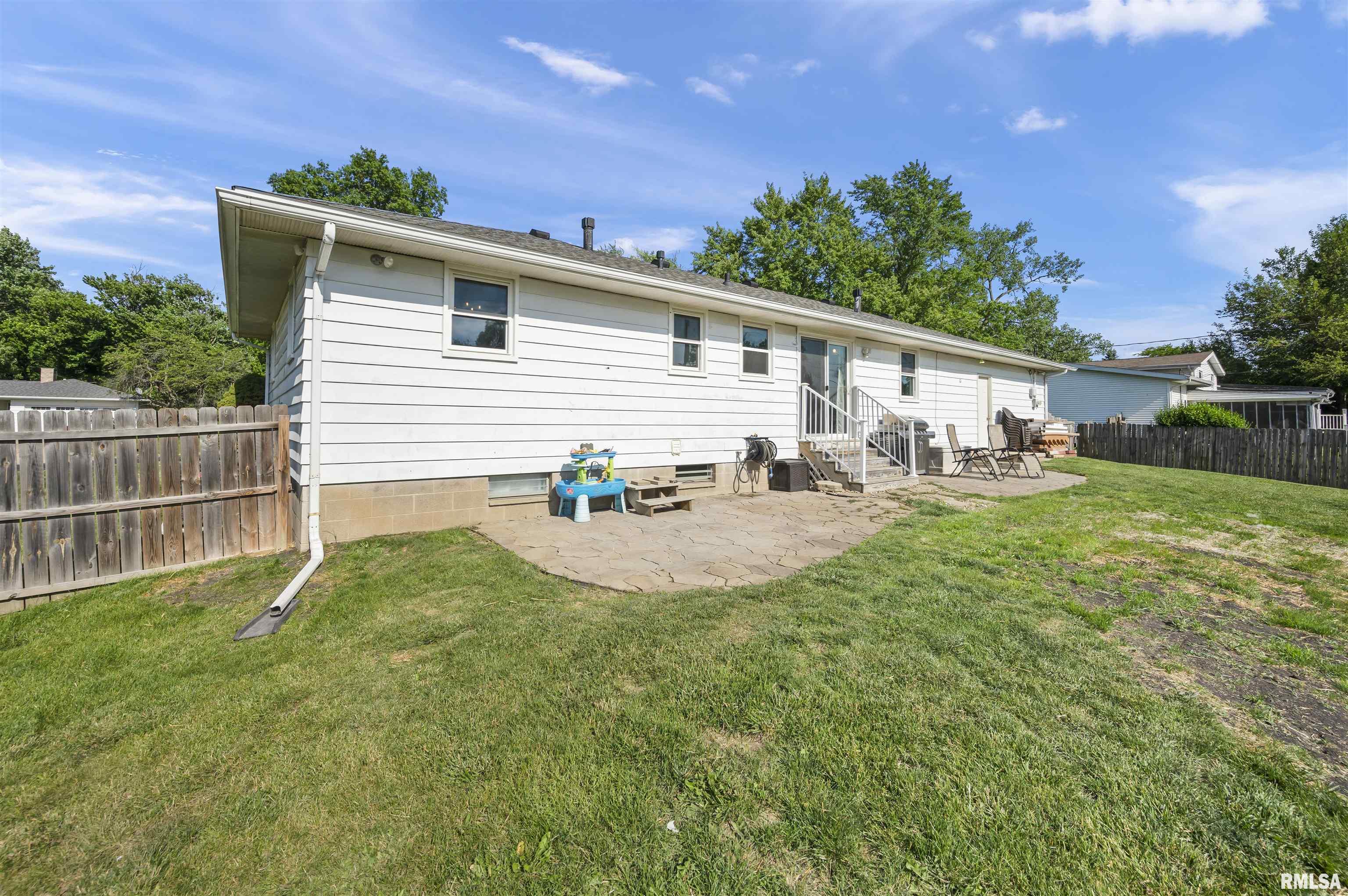 405 Daniel Parkway Washington, IL 61571 - Photo 37 of 45