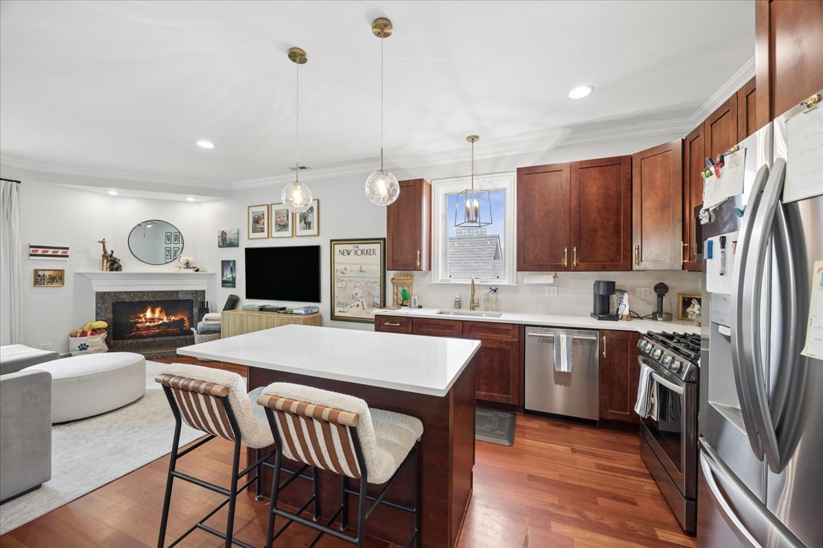 839 South Miller Street, Unit 3 Chicago, IL 60607 - Photo 6 of 23