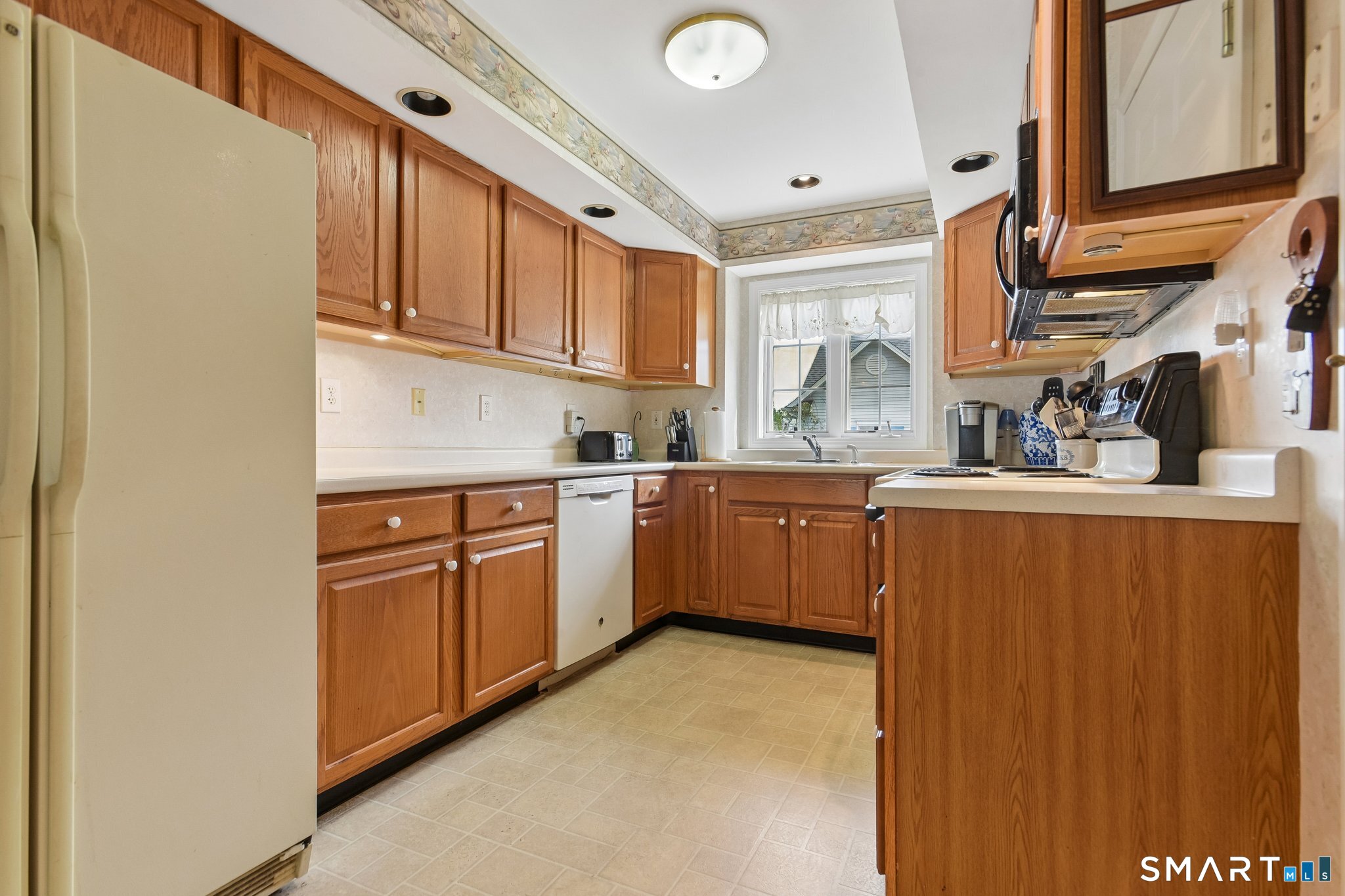 2 Silverbrook Lane, Unit 2 Clinton, CT 06413 - Photo 19 of 30 Gallery Image 19