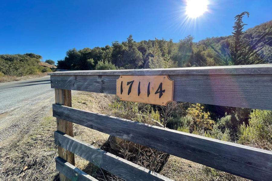 17114 Cachagua Road Carmel Valley, CA 93924 - Photo 5 of 32