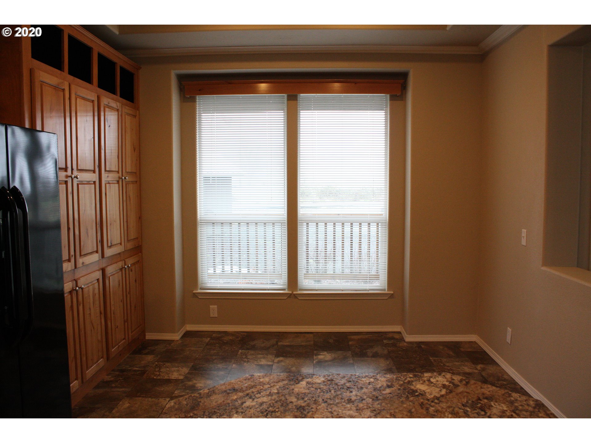 851 River Bend Road Roseburg, OR 97471 - Photo 9 of 27 Gallery Image 9