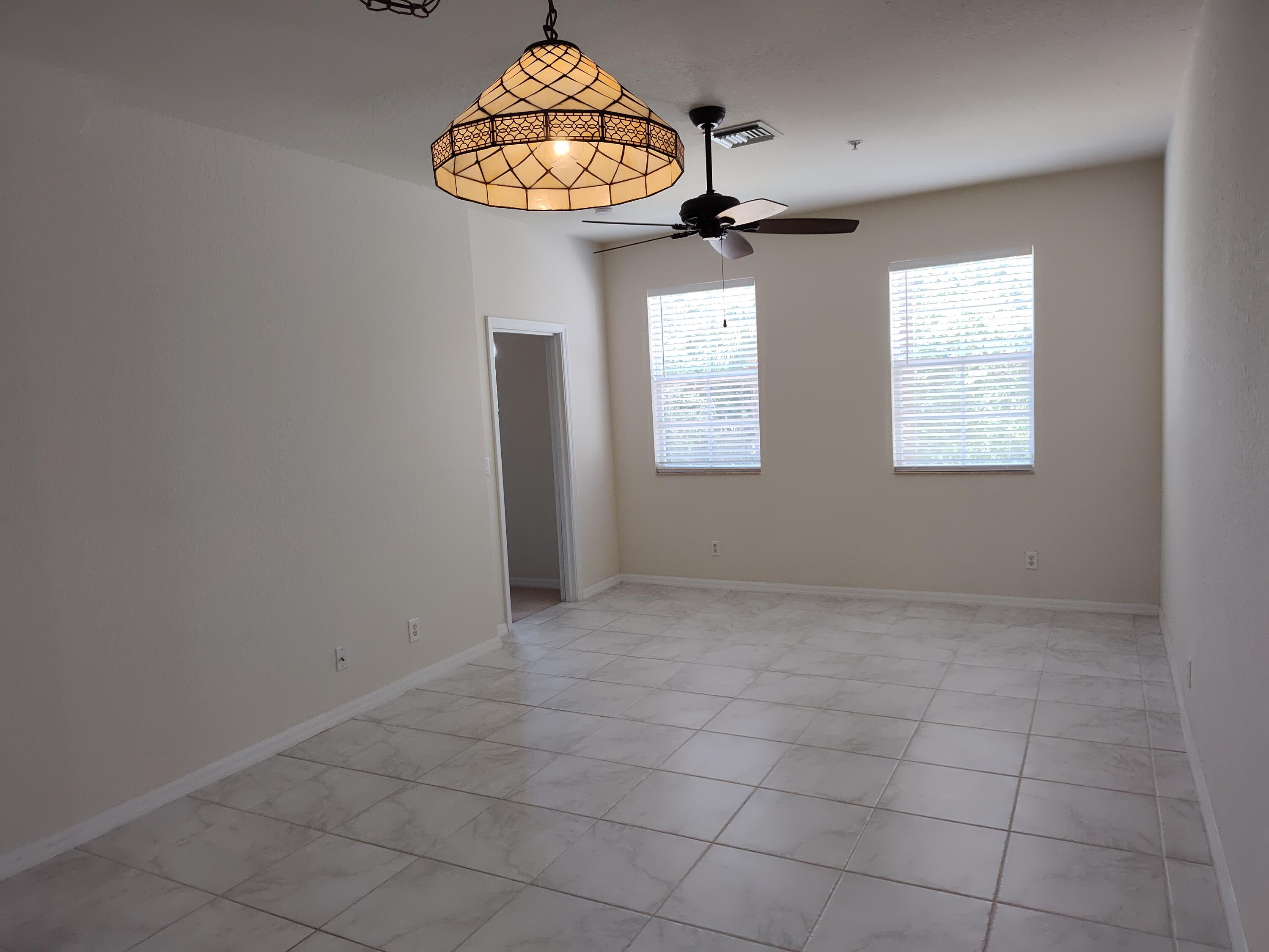 265 Indian Creek Parkway, Unit 102 Jupiter, FL 33458 - Photo 5 of 21 Living Room