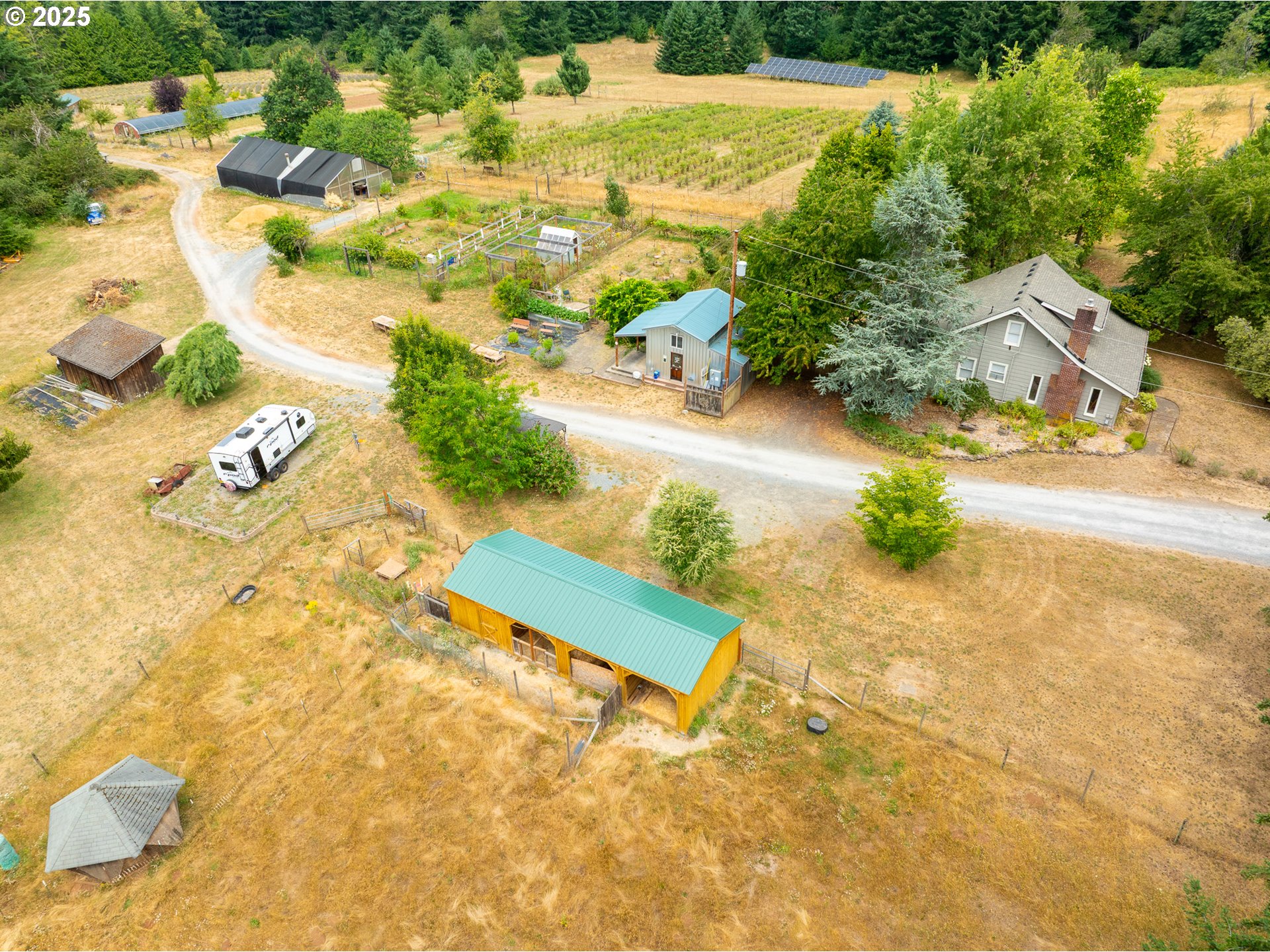 25113 South Ridge Road Beavercreek, OR 97004 - Photo 39 of 43