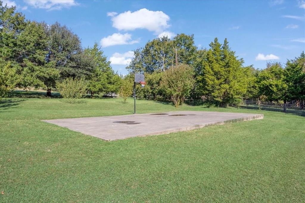 169 Ridgeview Drive Sherman, TX 75090 - Photo 25 of 36
