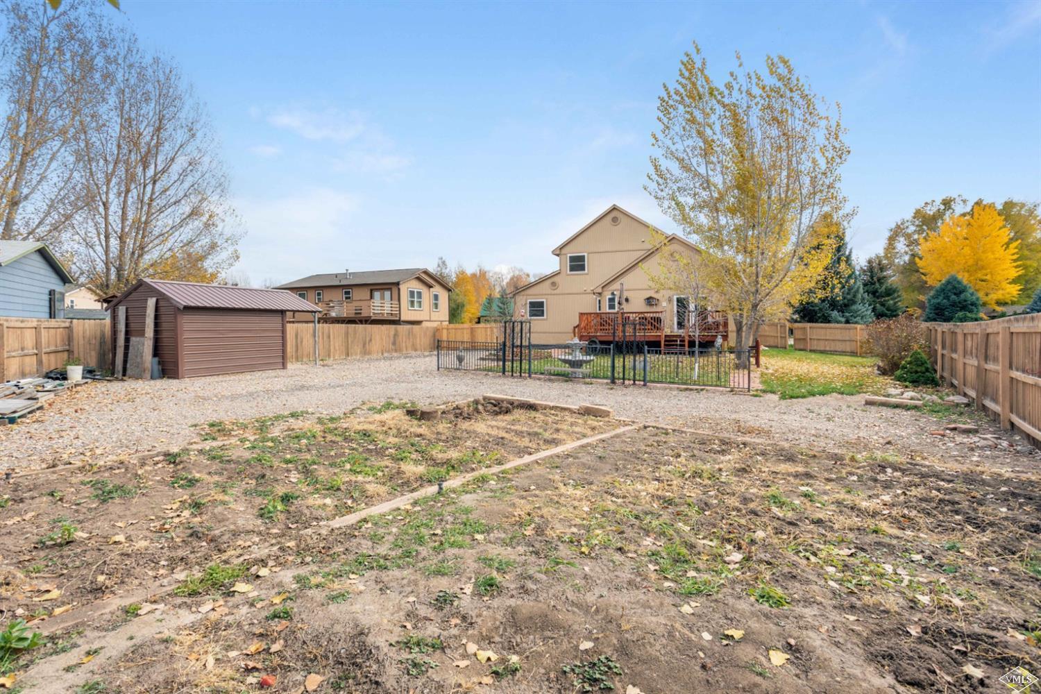 404 Porphyry Road Gypsum, CO 81637 - Photo 21 of 25 Additional Photo