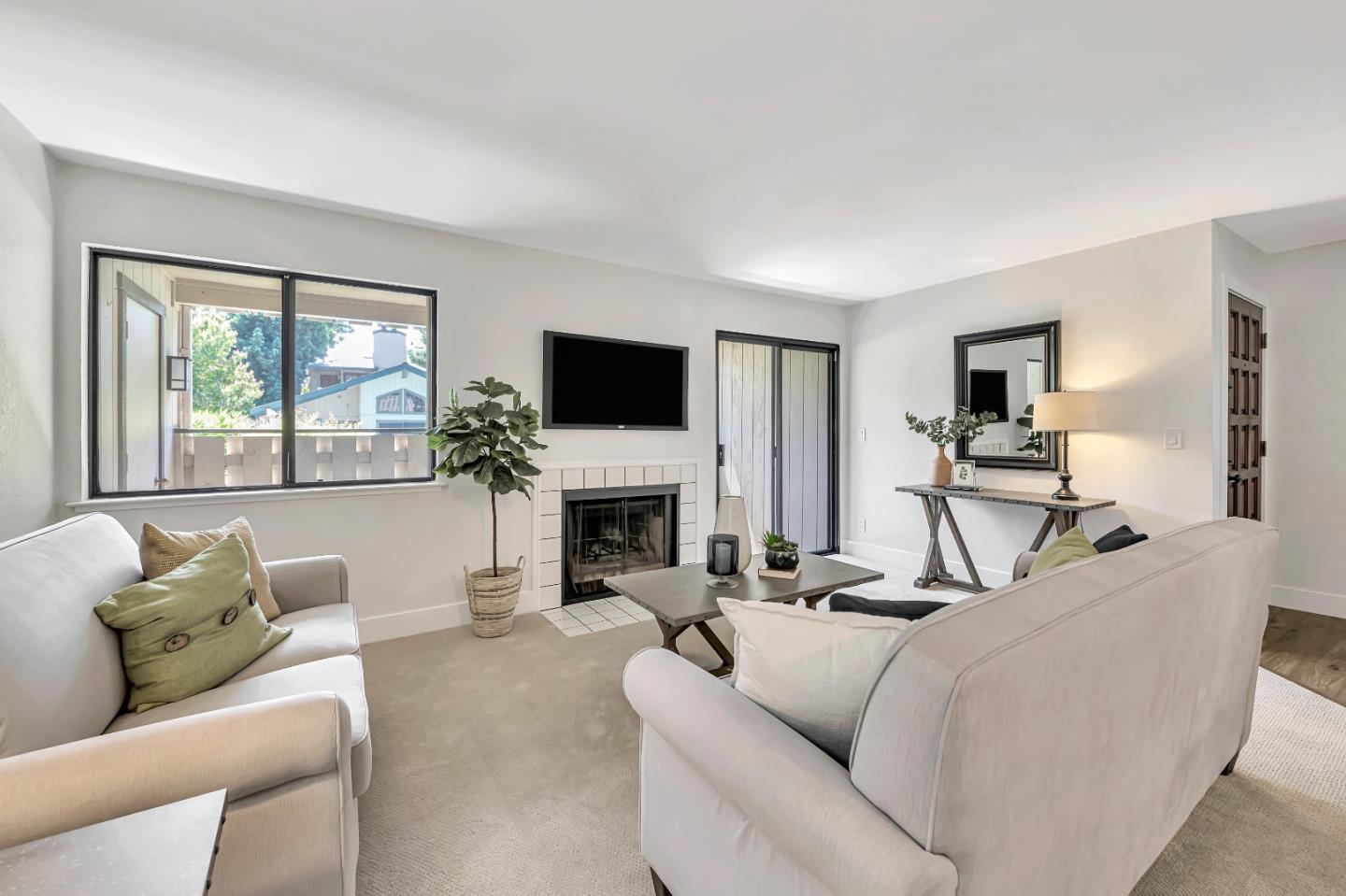 1415 Alma Loop San Jose, CA 95125 - Photo 6 of 32