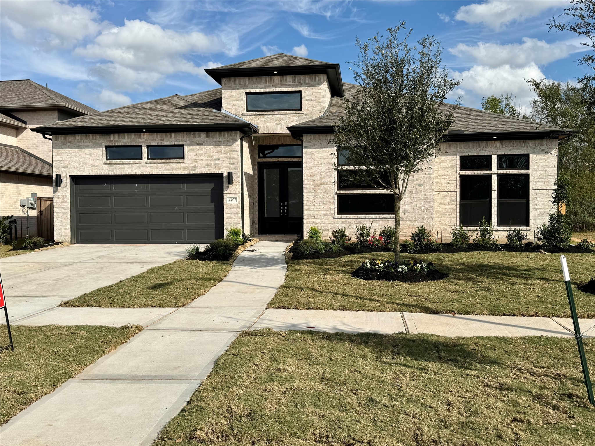 Stonehenge plan by NEWMARK HOMES - This One-Story Home features over 3000 sq ft and 3 car tandem garage.