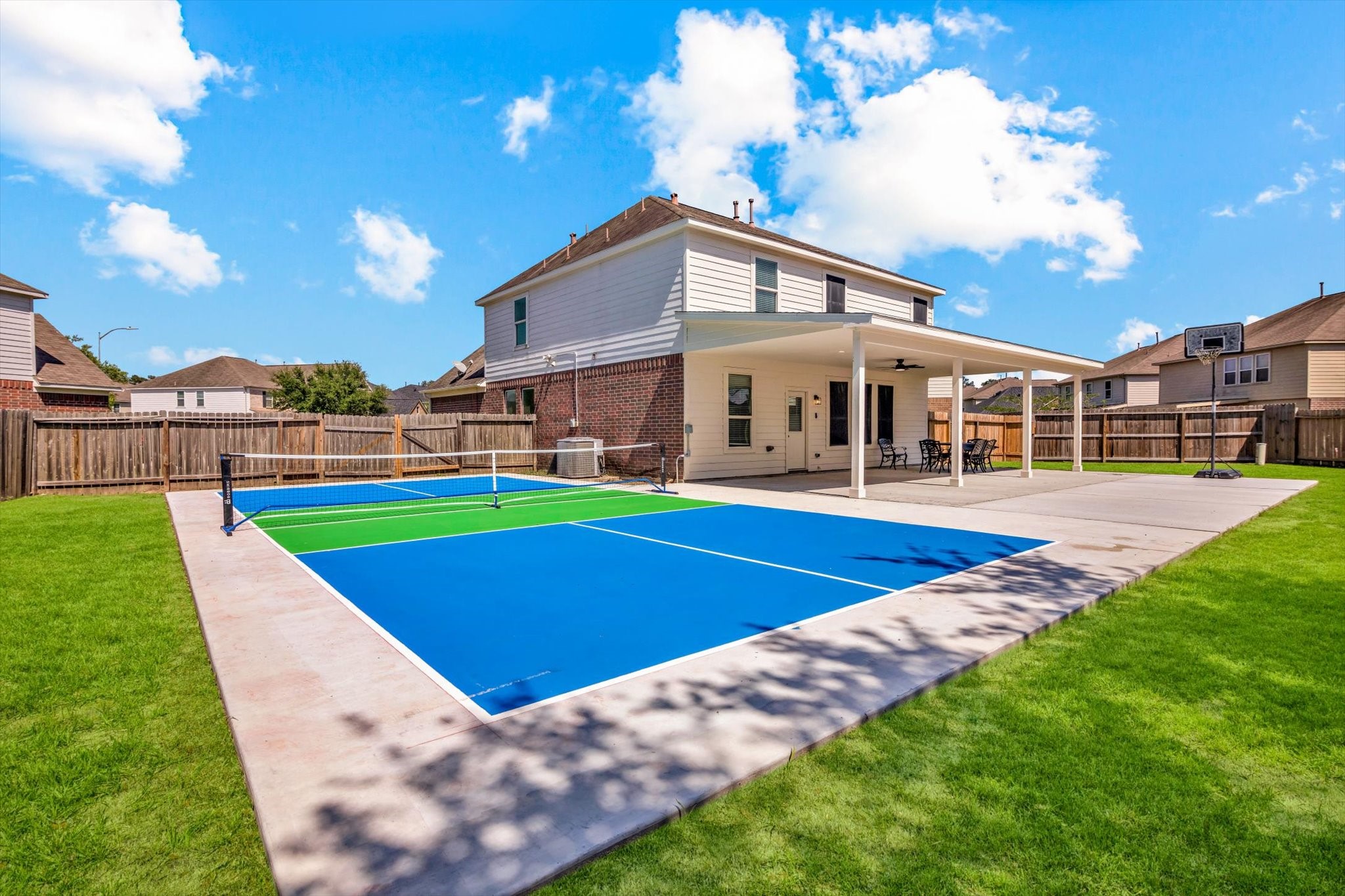 1722 Sun Point Court Humble, TX 77396 - Photo 32 of 40