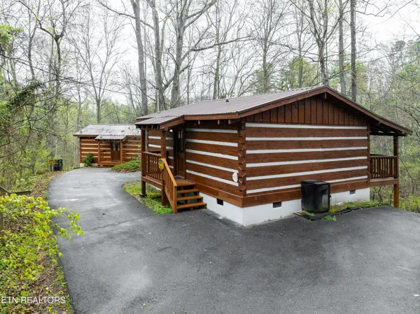 $1,495,000 | 4130 Tro Way, Gatlinburg, TN 37738