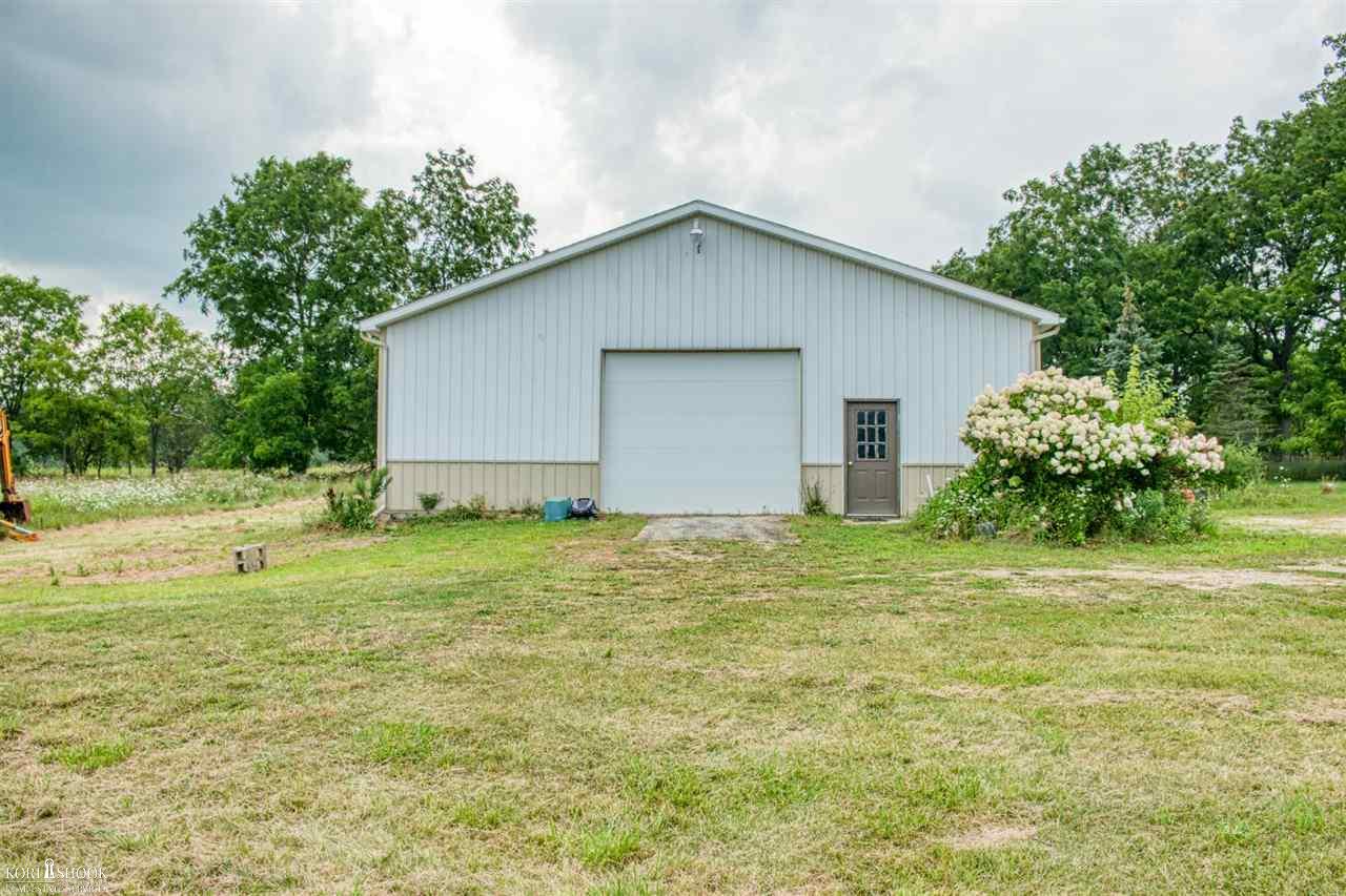 1395 West Hibbard Road Owosso, MI 48867 - Photo 10 of 22 50051418-9.JPG