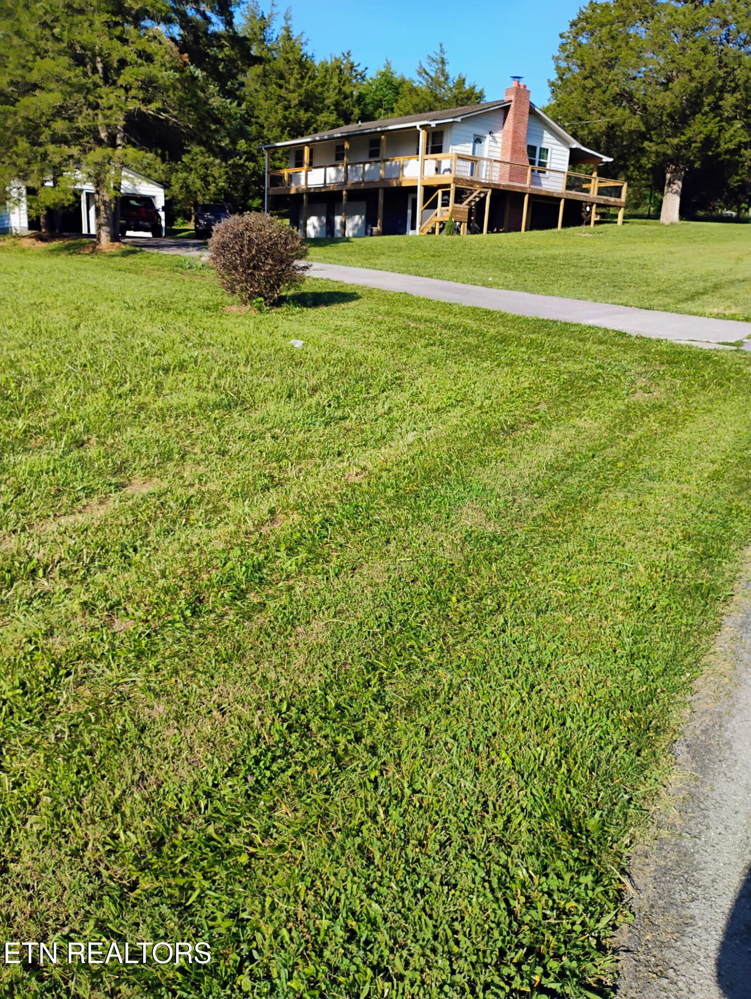 149 Stoutown Road Blaine, TN 37709 - Photo 3 of 26 1000001056 (1)