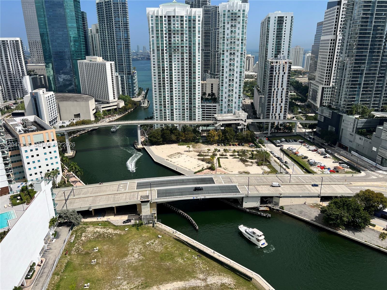 92 Southwest 3rd Street, Unit 3310 Miami, FL 33130 - Photo 22 of 26