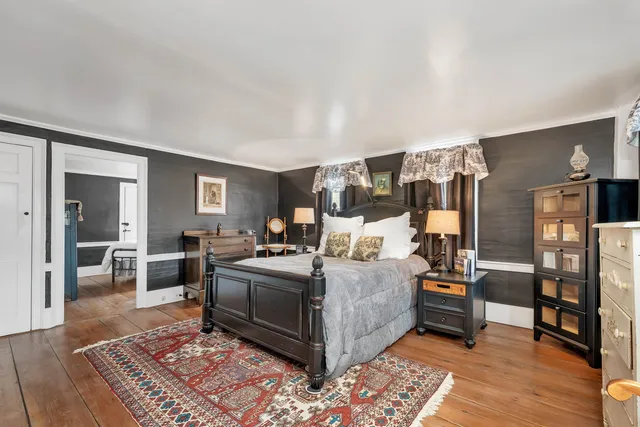 $2,300,000 | 117 Hayes Road, Alton, NH 03809