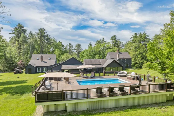$1,800,000 | 117 Hayes Road, Alton, NH 03809