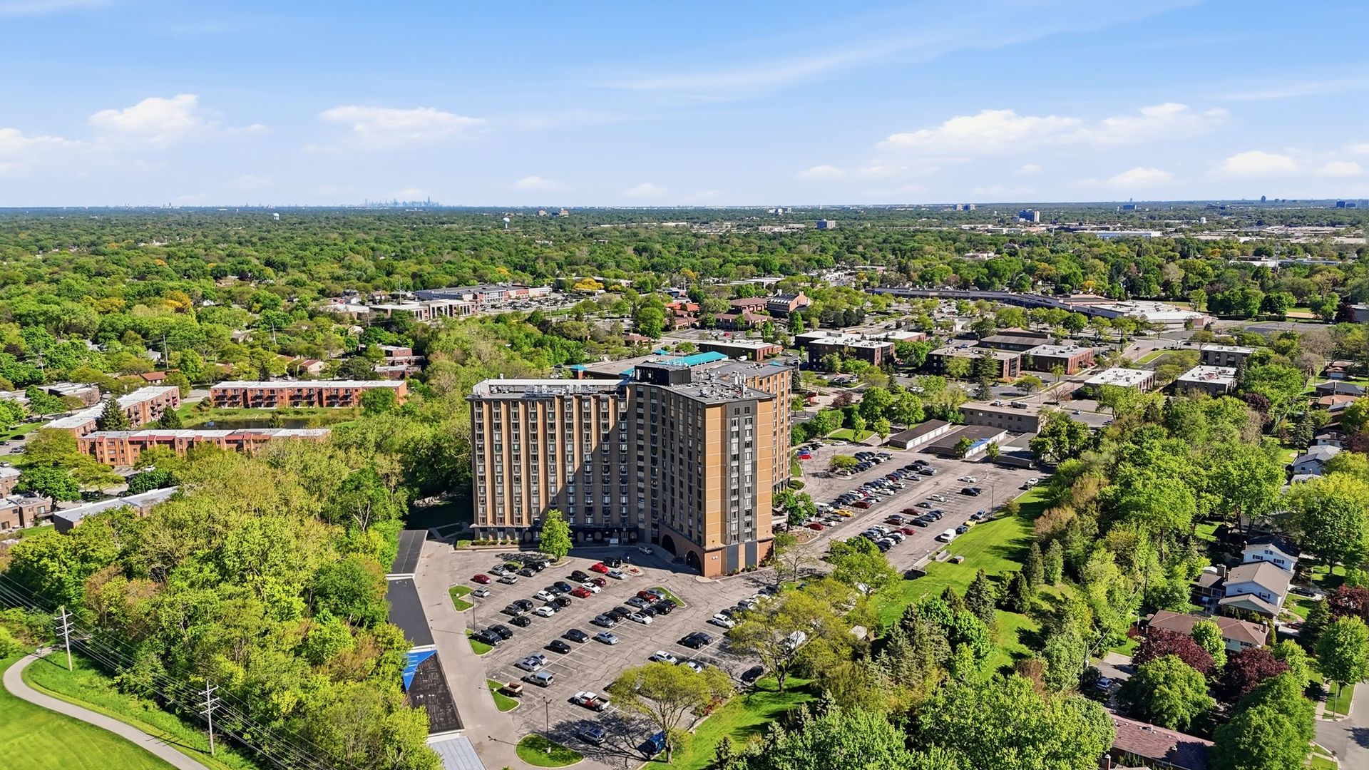 1 Renaissance Place, Unit 816 Palatine, IL 60067 - Photo 2 of 23