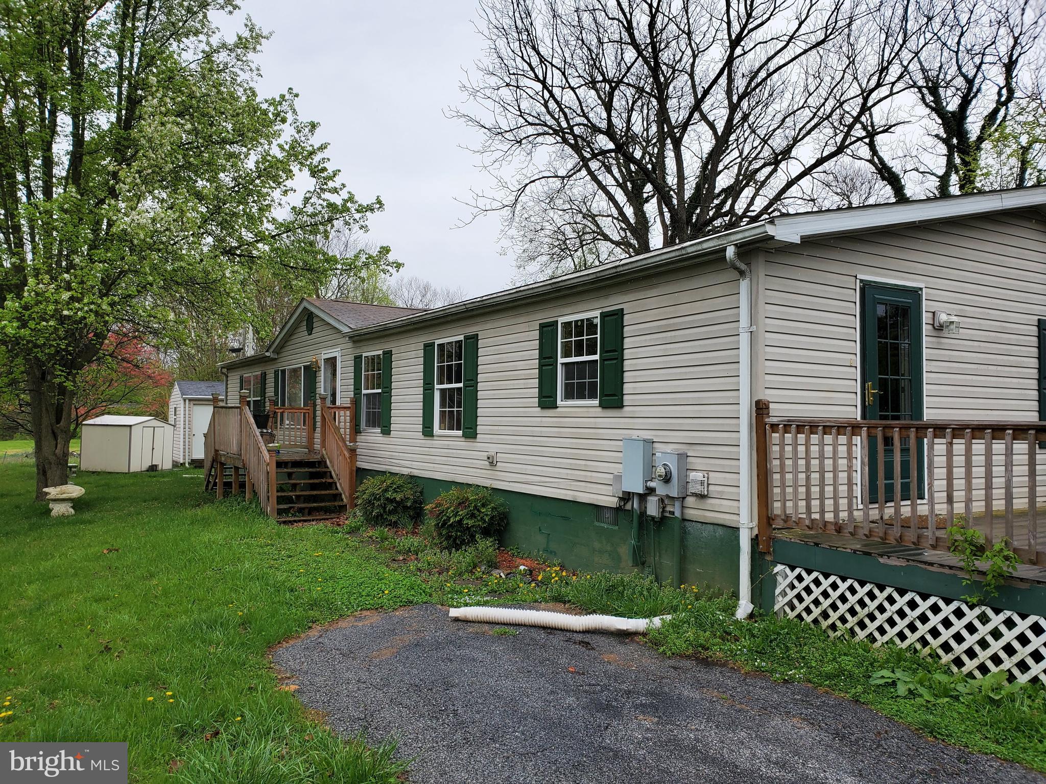 507 West 3rd Avenue Ranson, WV 25438 - Photo 2 of 25