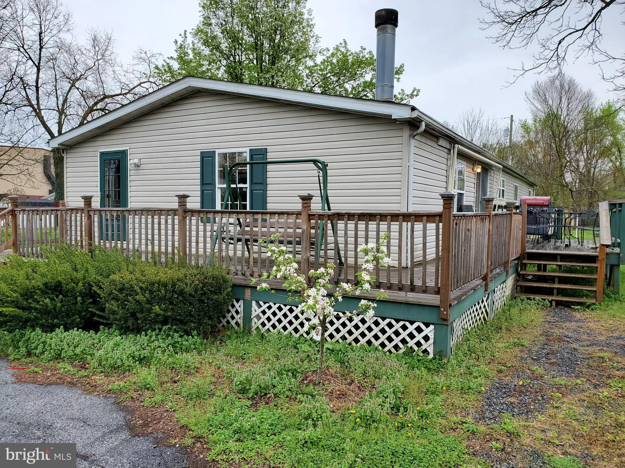 507 West 3rd Avenue Ranson, WV 25438 - Photo 4 of 25
