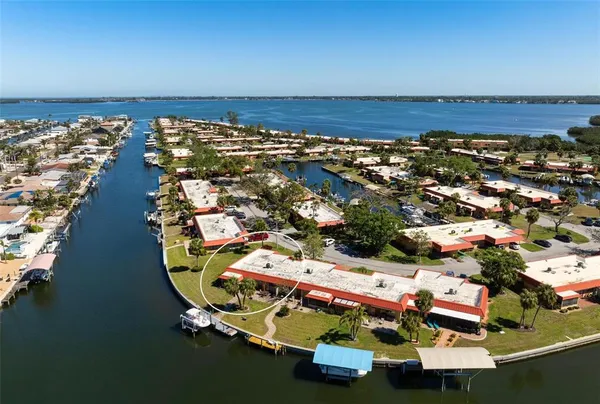 $550,000 | 9619 Valencia Cove, Bradenton, FL 34210